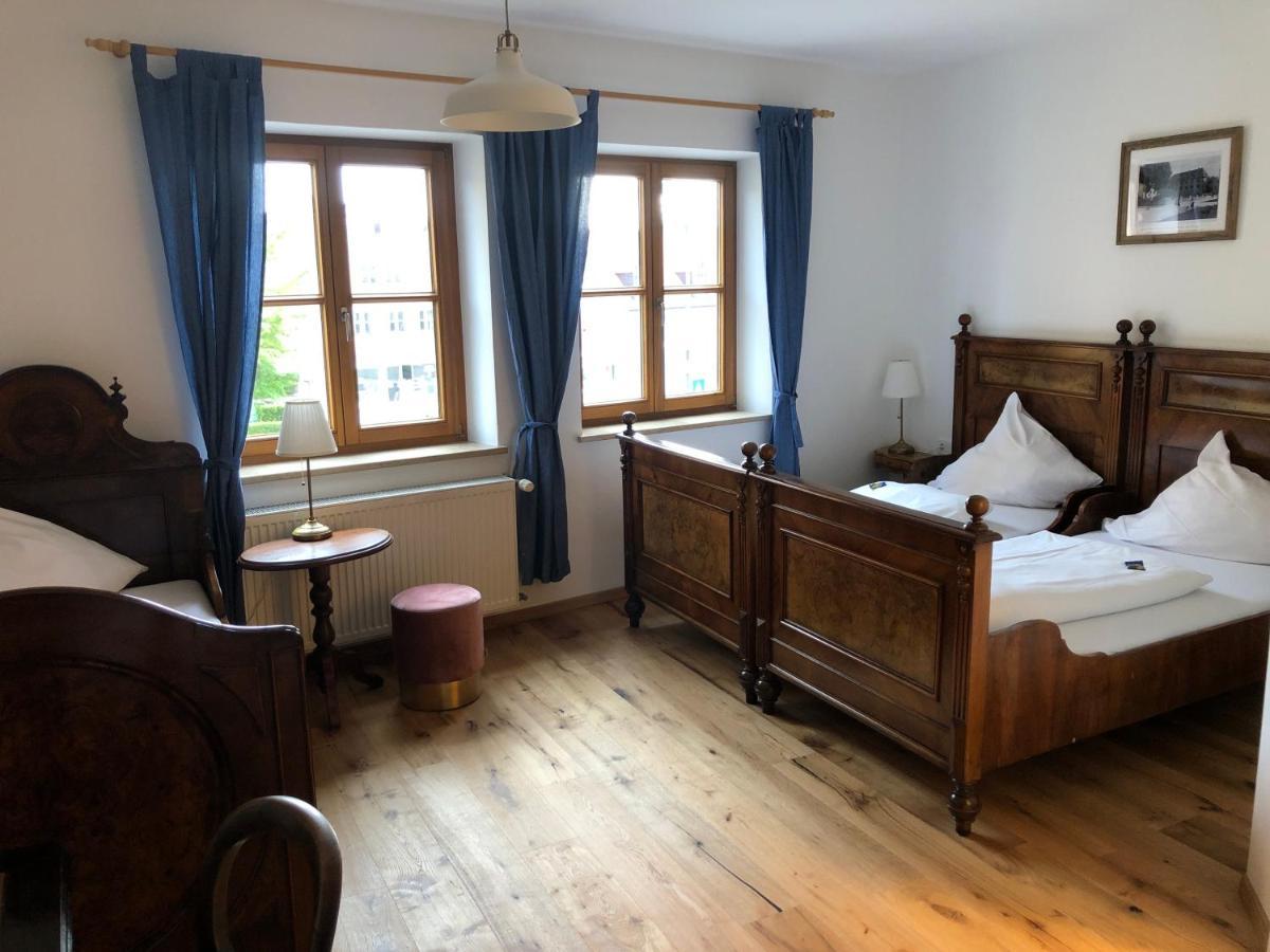 Gasthof Zur Post Wolnzach Bagian luar foto