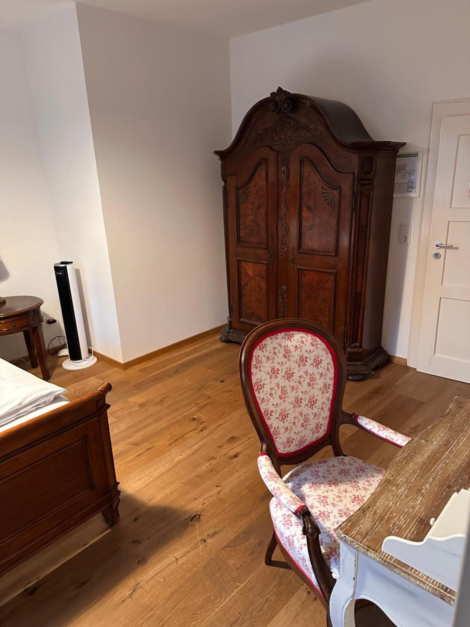 Gasthof Zur Post Wolnzach Bagian luar foto